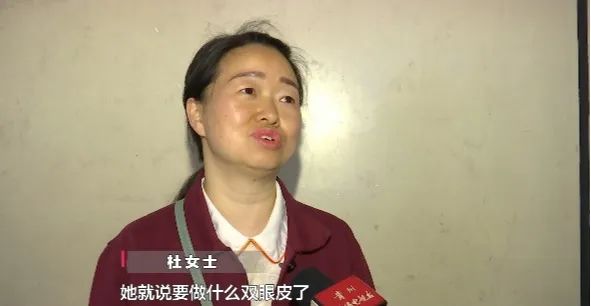 DƬ